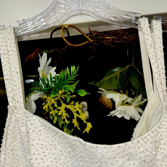 Beautiful Ball Gown Wedding Dress - Picture 3 of 6